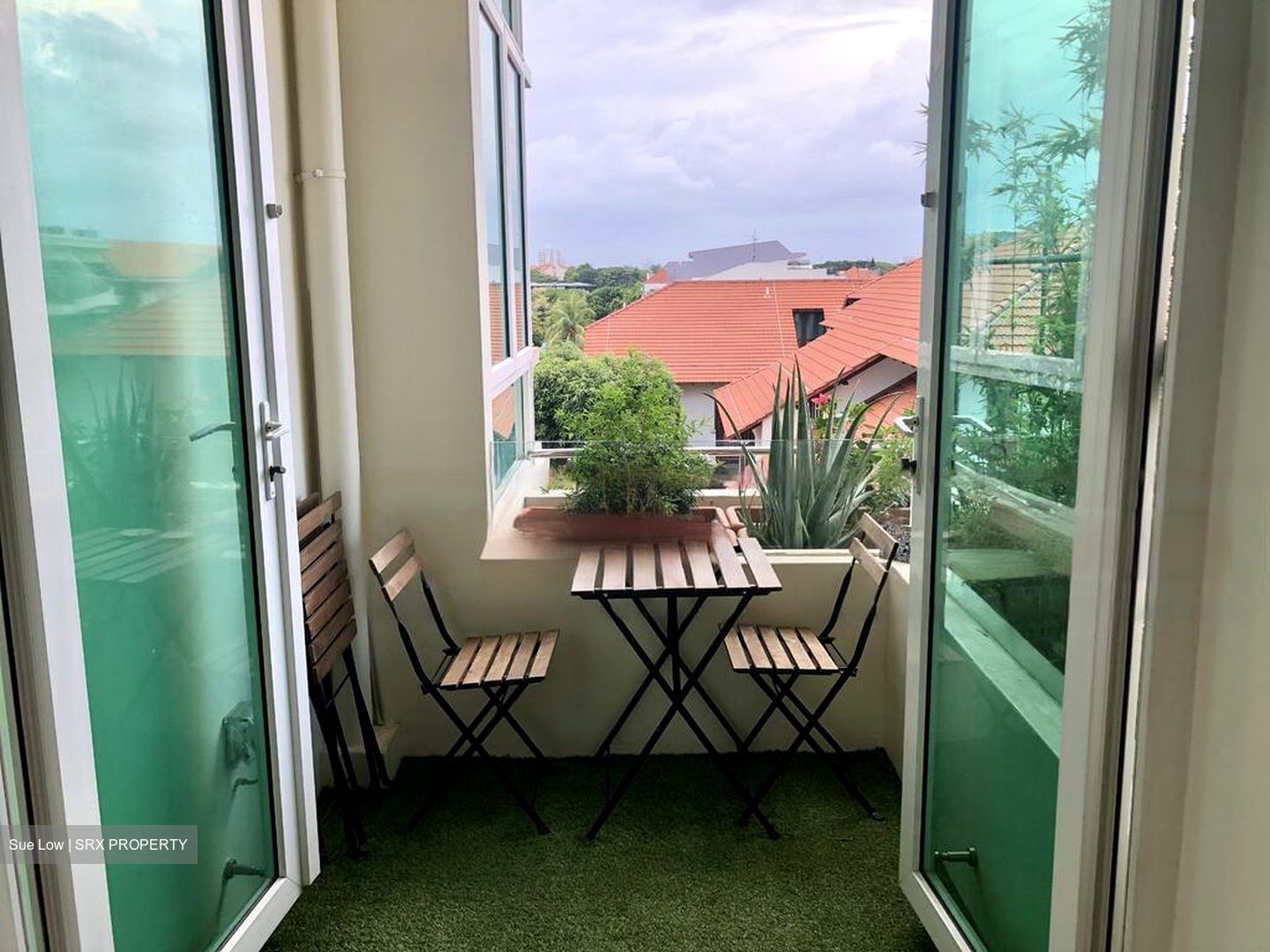 East Signature (D15), Apartment #618930321